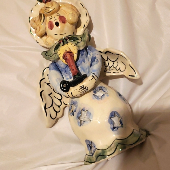 (MD) Blue Sky Christmas Angel - Picture 4 of 6